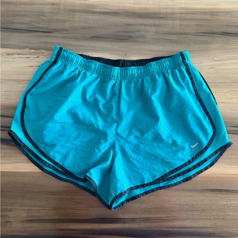 NIKE Womens Plus Tempo Running Fitness Shorts Green 1X